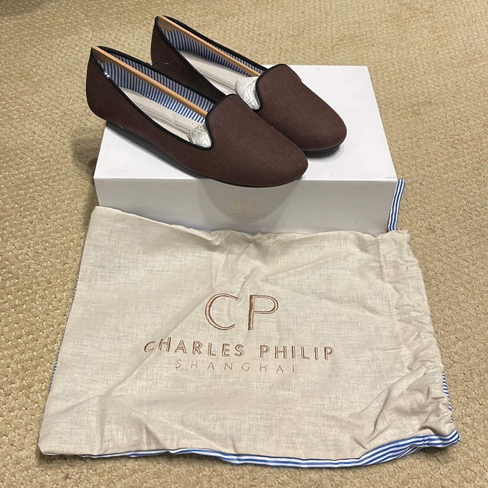 Charles Philip Shanghai Brown Flat/Slipper [size 8.5]